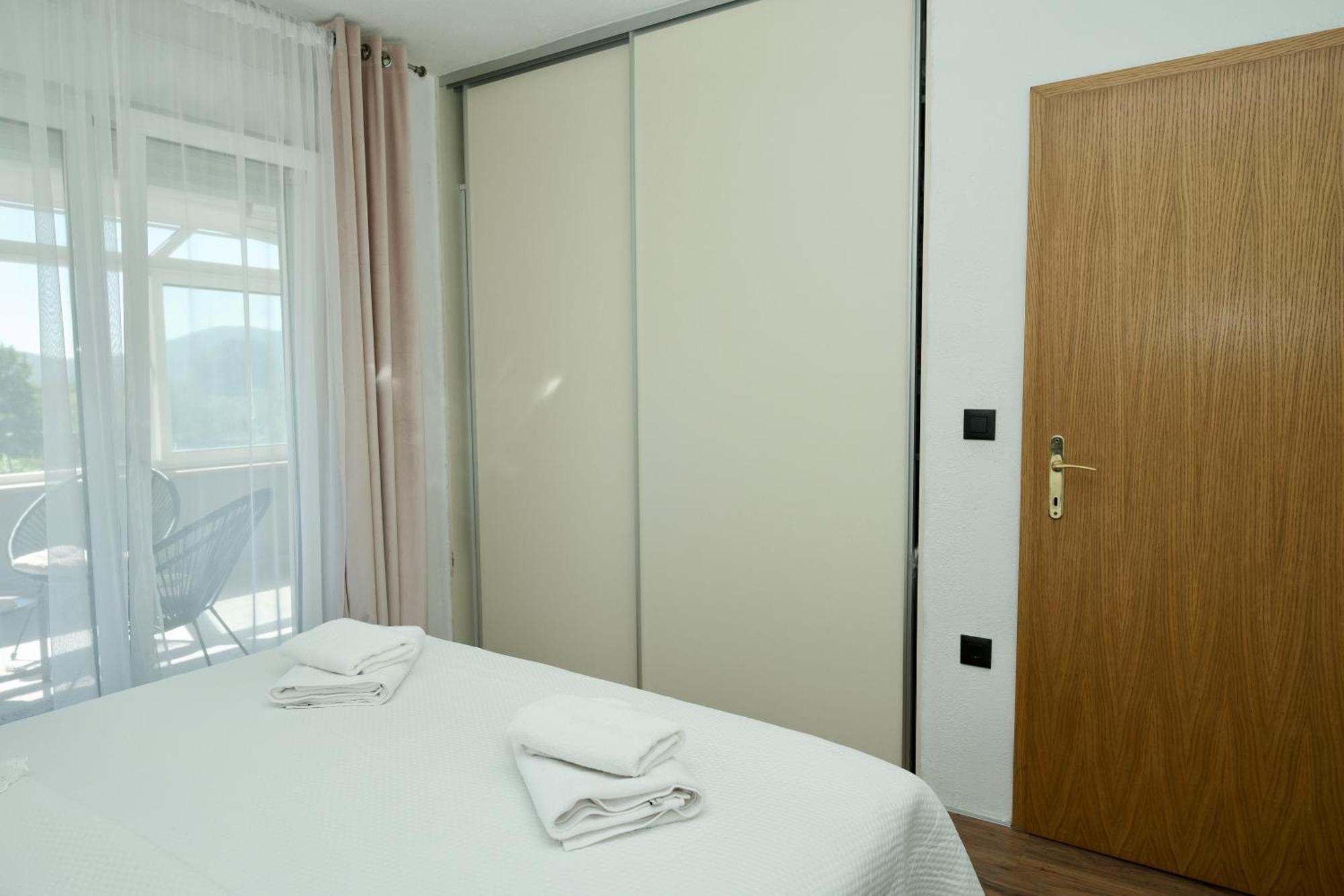 Apartment Lana Bristivica المظهر الخارجي الصورة